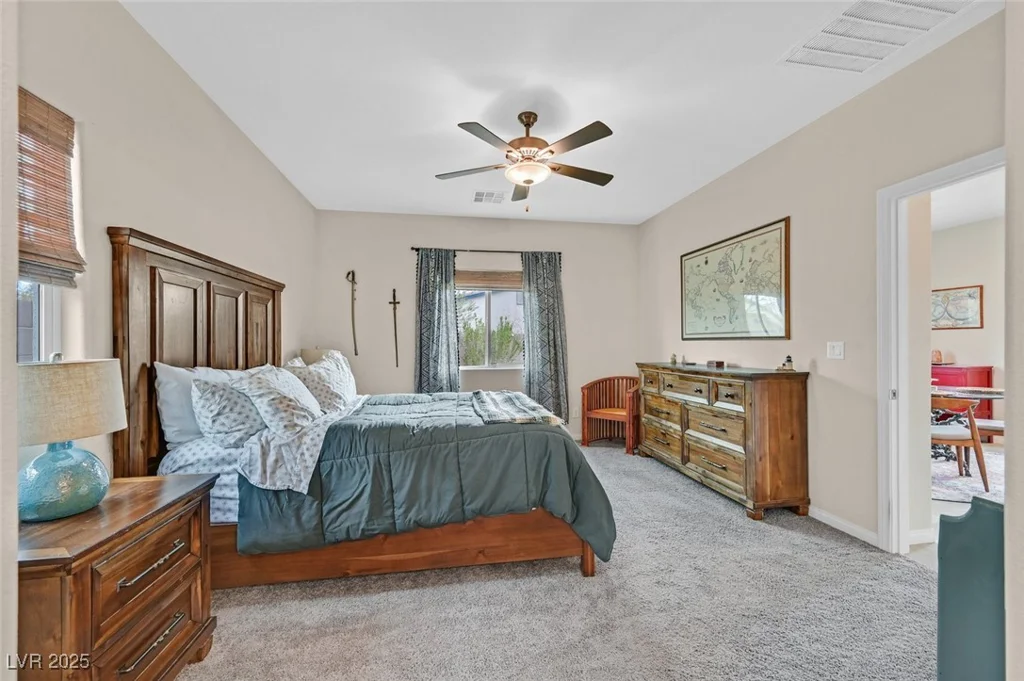 7910 Pearly, North Las Vegas, NV 89084
