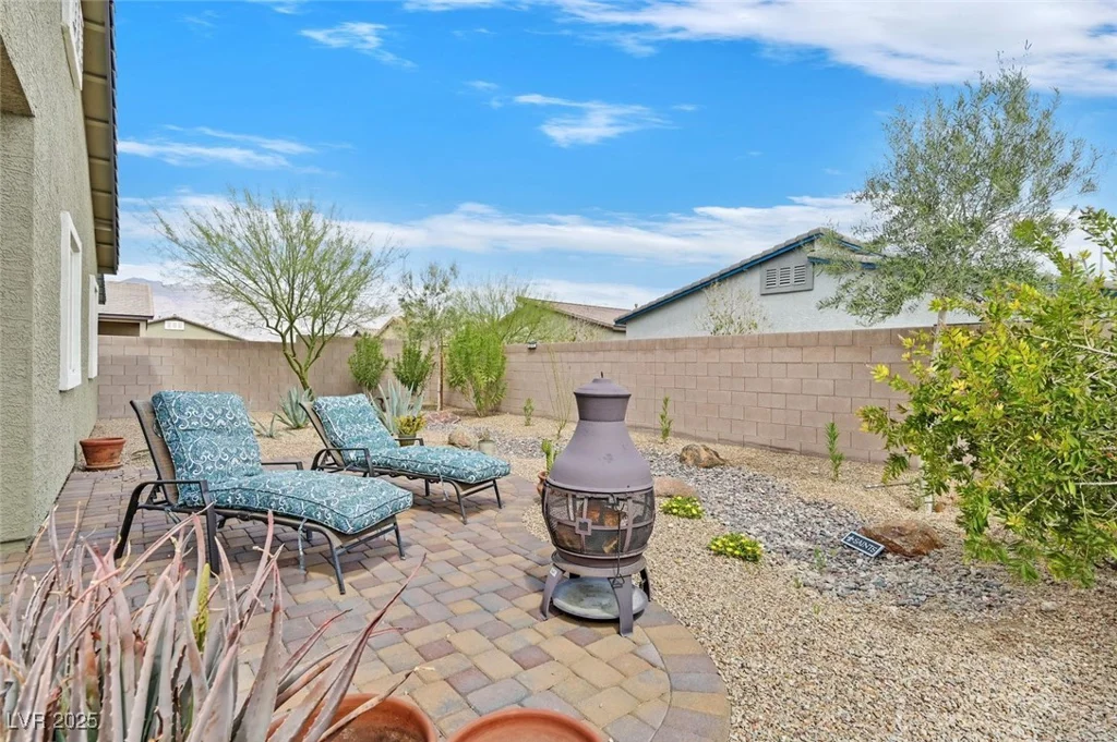 7910 Pearly, North Las Vegas, NV 89084