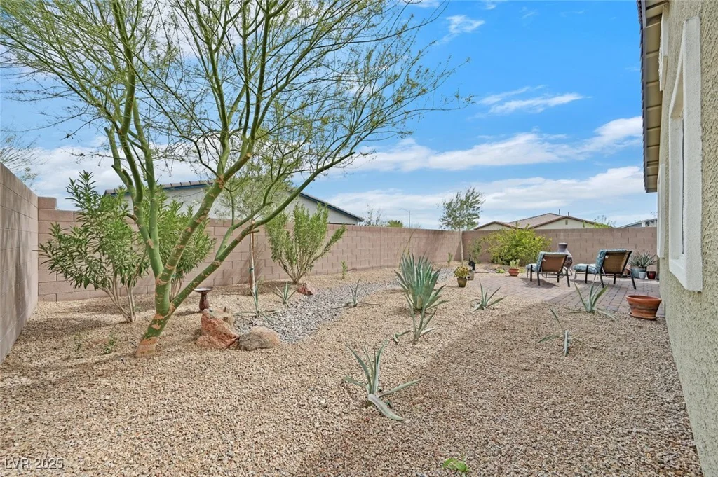 7910 Pearly, North Las Vegas, NV 89084
