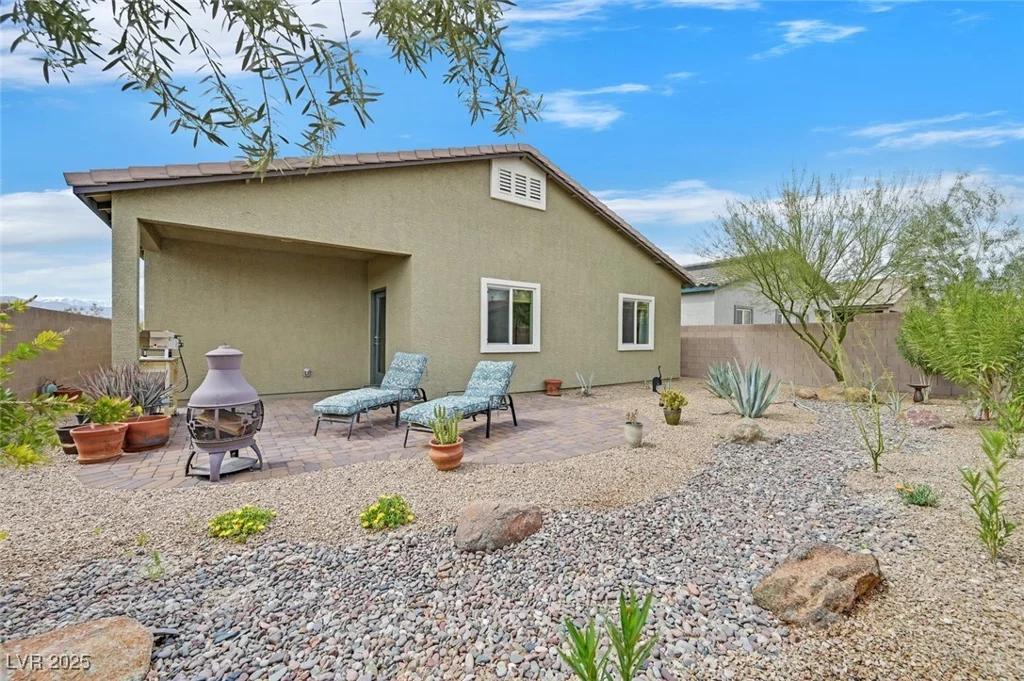 7910 Pearly, North Las Vegas, NV 89084