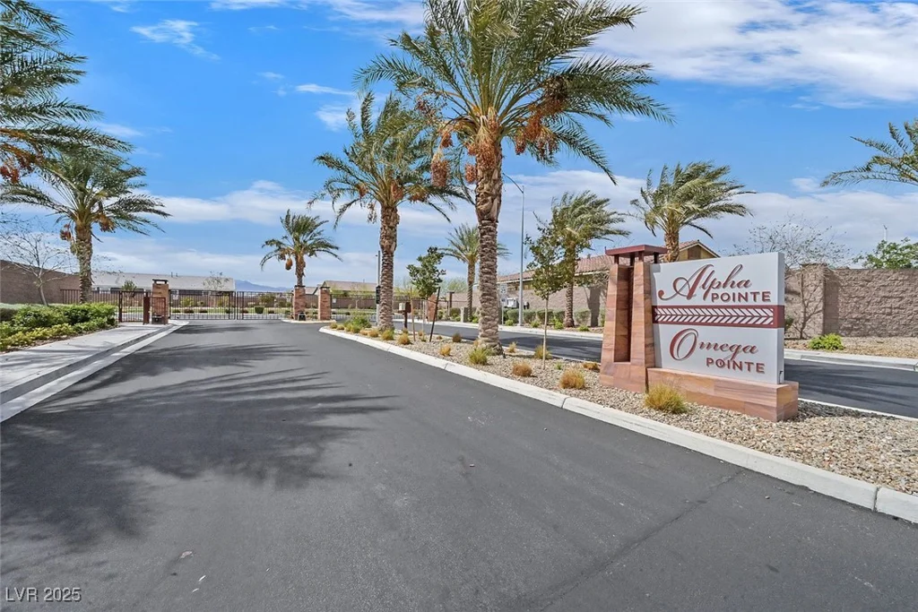 7910 Pearly, North Las Vegas, NV 89084