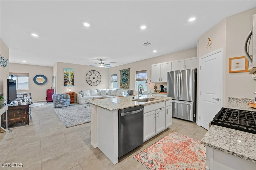 7910 Pearly, North Las Vegas, NV 89084