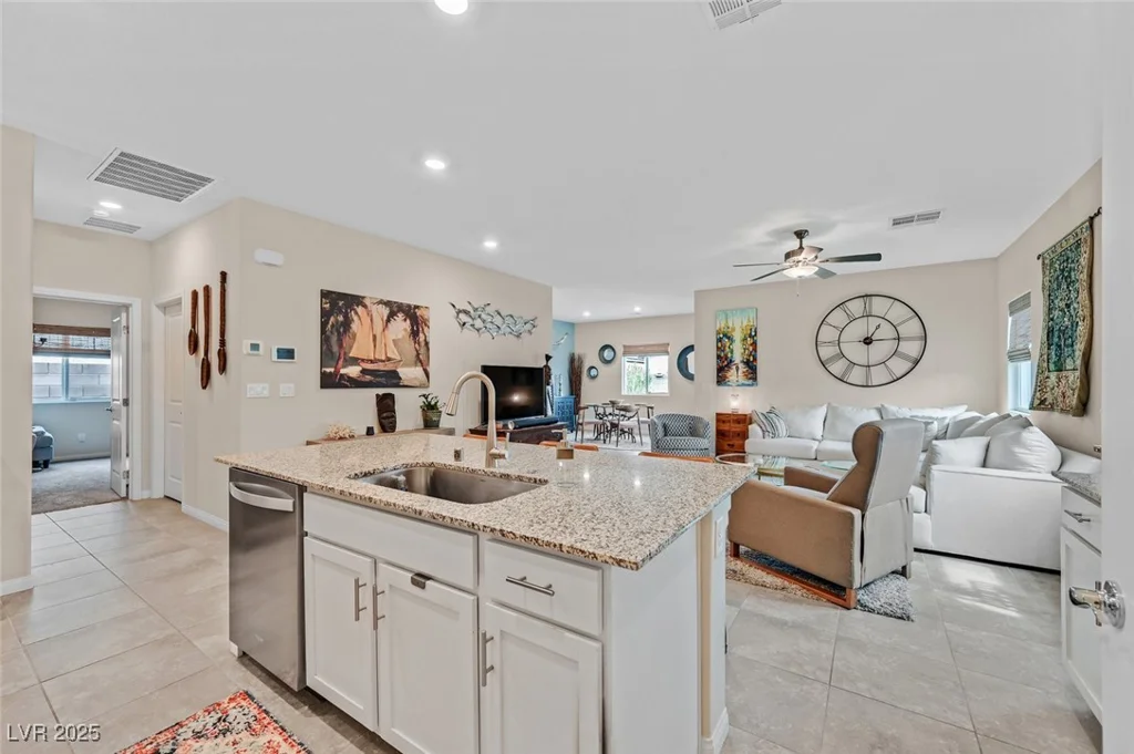 7910 Pearly, North Las Vegas, NV 89084