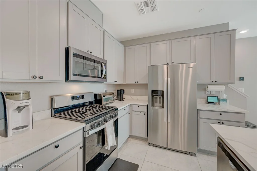 5269 Silver Branch, Las Vegas, NV 89118