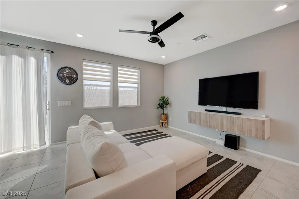5269 Silver Branch, Las Vegas, NV 89118