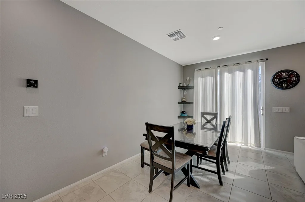 5269 Silver Branch, Las Vegas, NV 89118