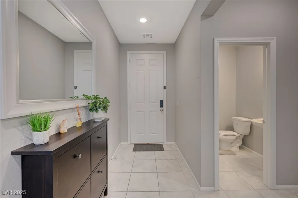 5269 Silver Branch, Las Vegas, NV 89118