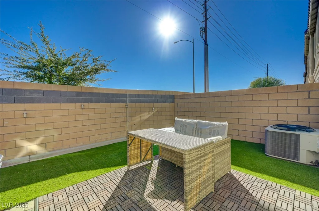 5269 Silver Branch, Las Vegas, NV 89118