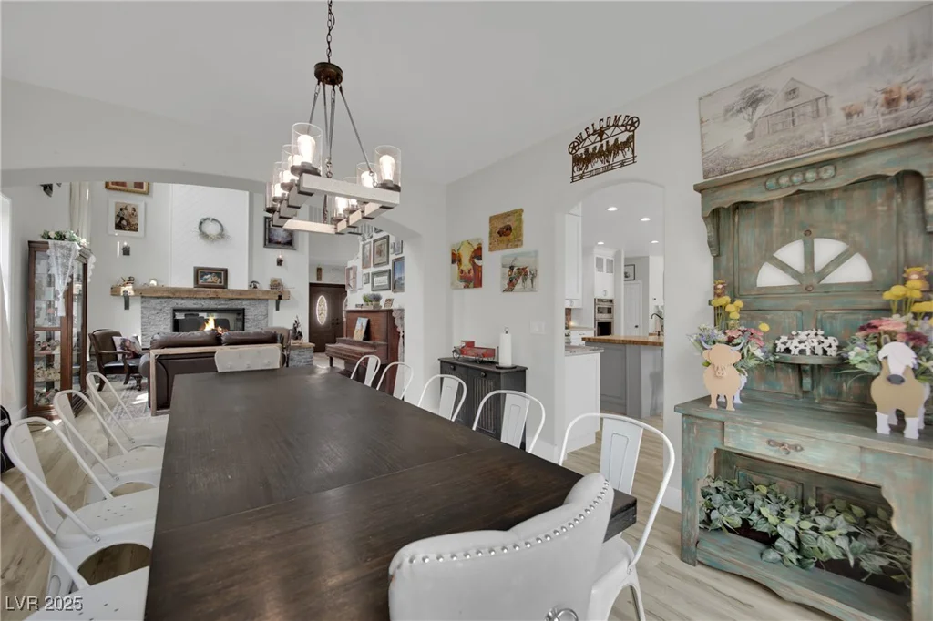 7211 Heggie, Las Vegas, NV 89131