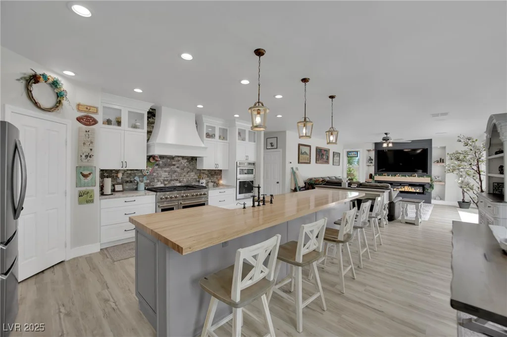 7211 Heggie, Las Vegas, NV 89131