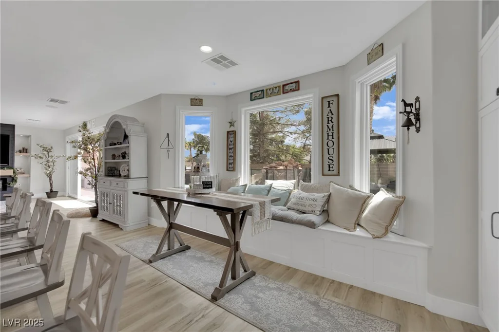 7211 Heggie, Las Vegas, NV 89131