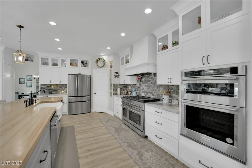 7211 Heggie, Las Vegas, NV 89131