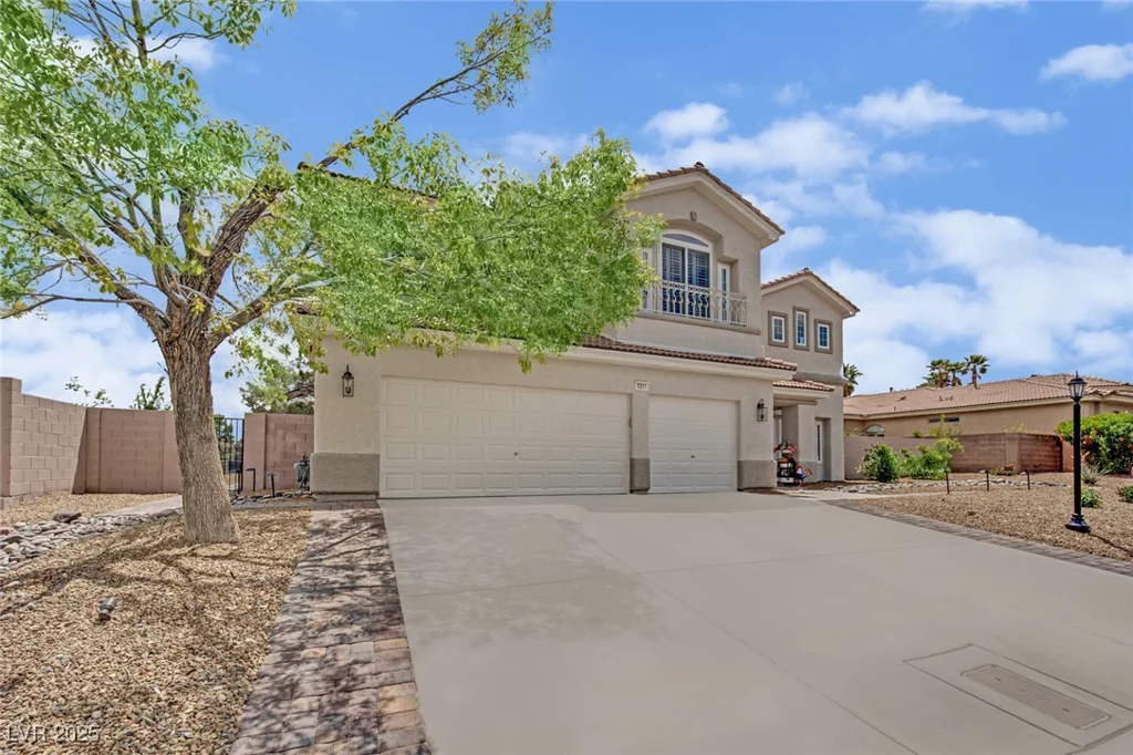 7211 Heggie, Las Vegas, NV 89131