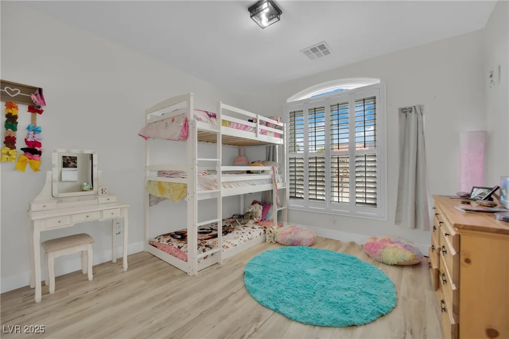 7211 Heggie, Las Vegas, NV 89131