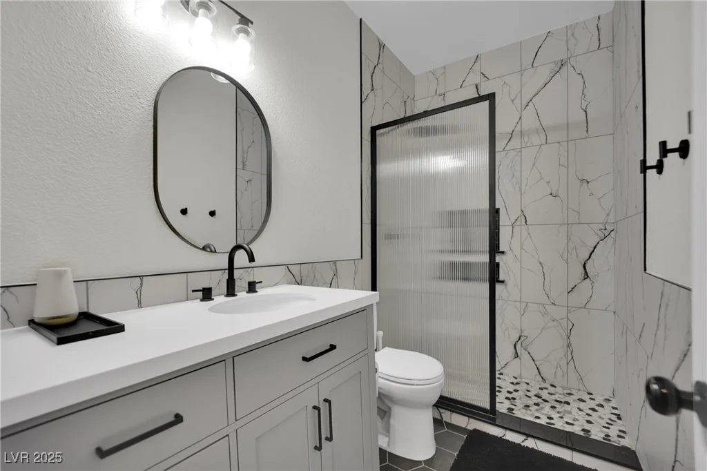 7211 Heggie, Las Vegas, NV 89131