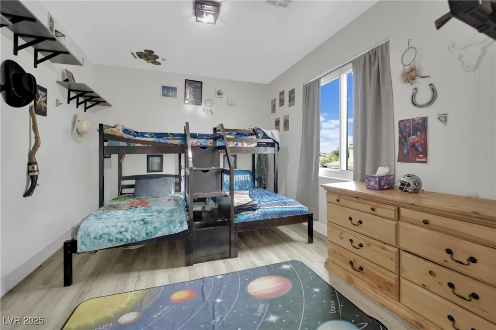 7211 Heggie, Las Vegas, NV 89131