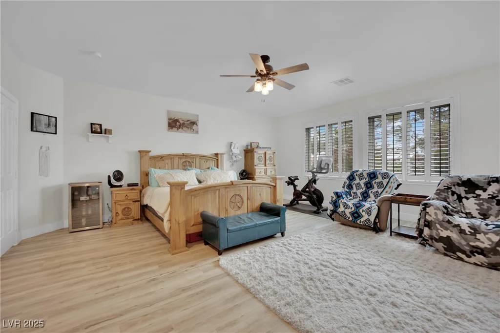 7211 Heggie, Las Vegas, NV 89131
