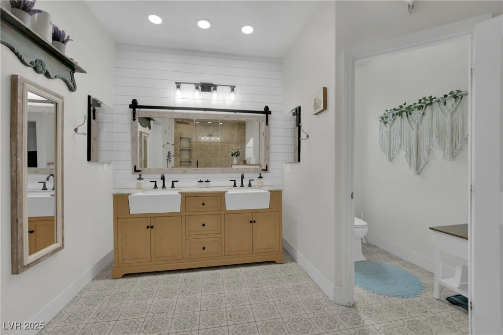 7211 Heggie, Las Vegas, NV 89131