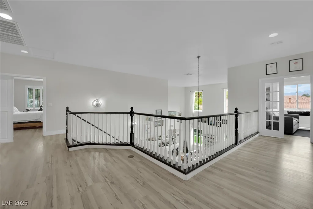 7211 Heggie, Las Vegas, NV 89131