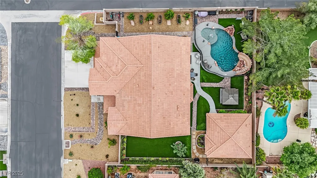 7211 Heggie, Las Vegas, NV 89131