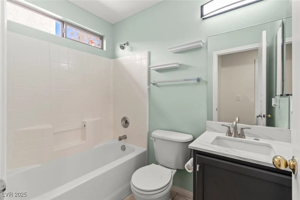 4846 Lone Grove, Las Vegas, NV 89139