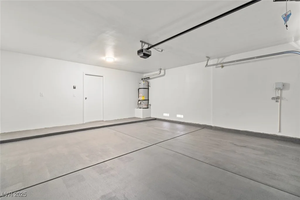 4846 Lone Grove, Las Vegas, NV 89139