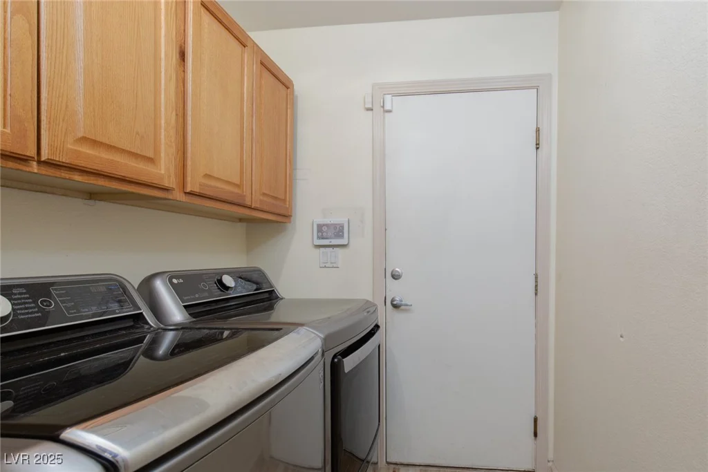 1723 Anchor, North Las Vegas, NV 89032