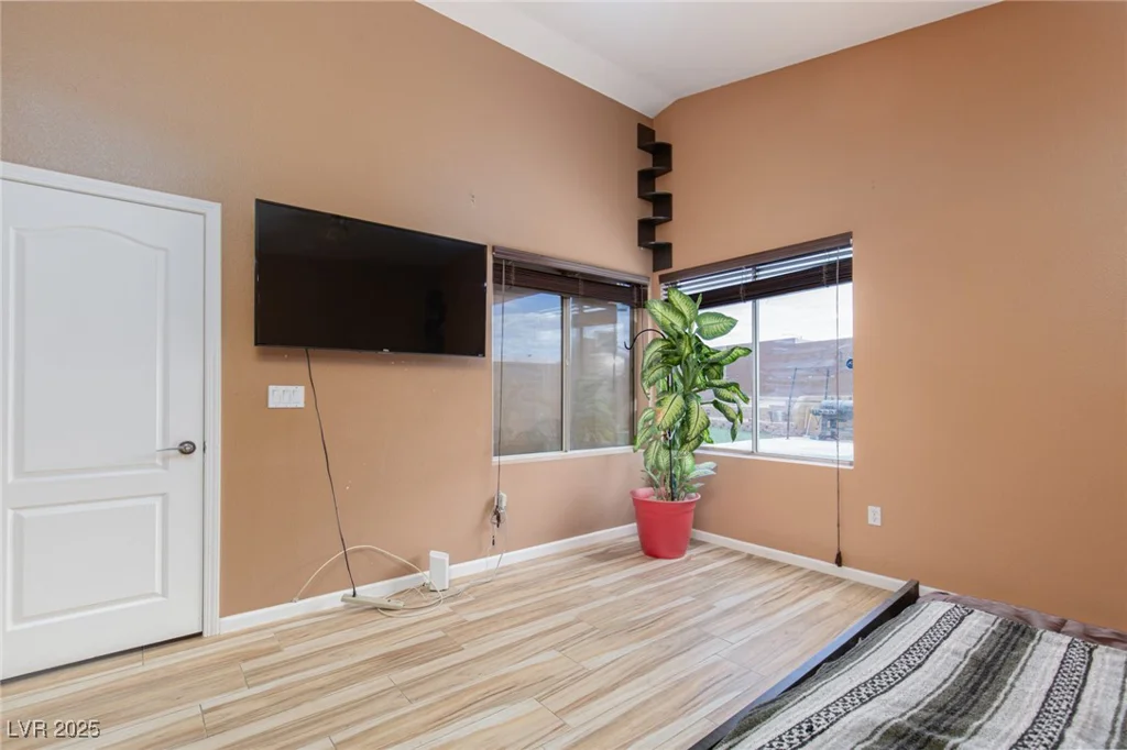1723 Anchor, North Las Vegas, NV 89032