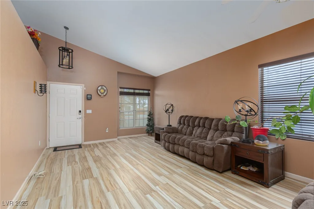 1723 Anchor, North Las Vegas, NV 89032