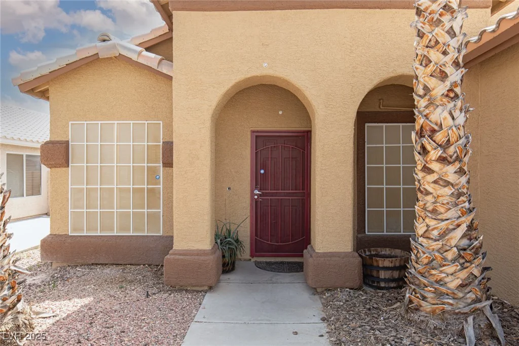 1723 Anchor, North Las Vegas, NV 89032