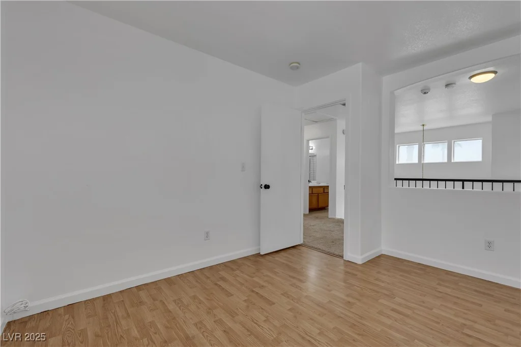 9290 Cool Creek, Las Vegas, NV 89147