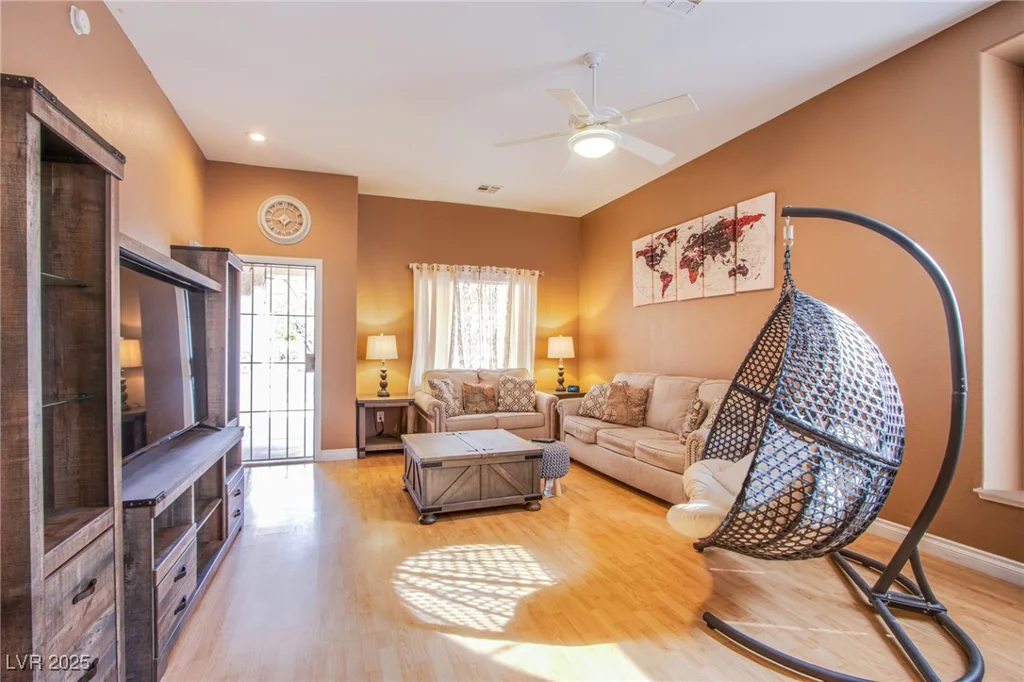 6274 Elderberry Wine, Las Vegas, NV 89142
