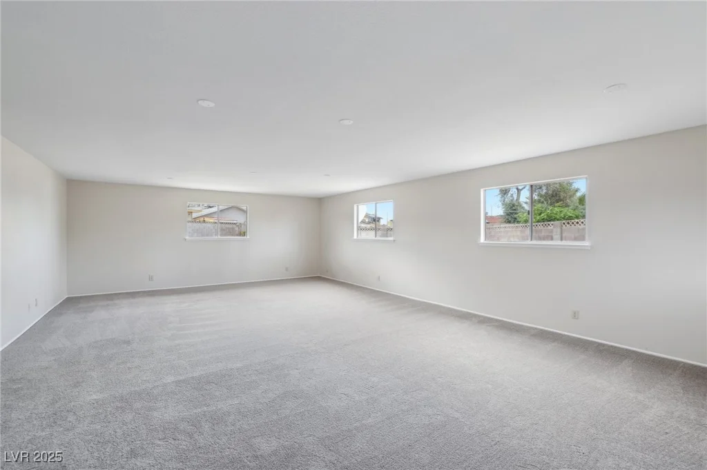204 Breeze, Las Vegas, NV 89145