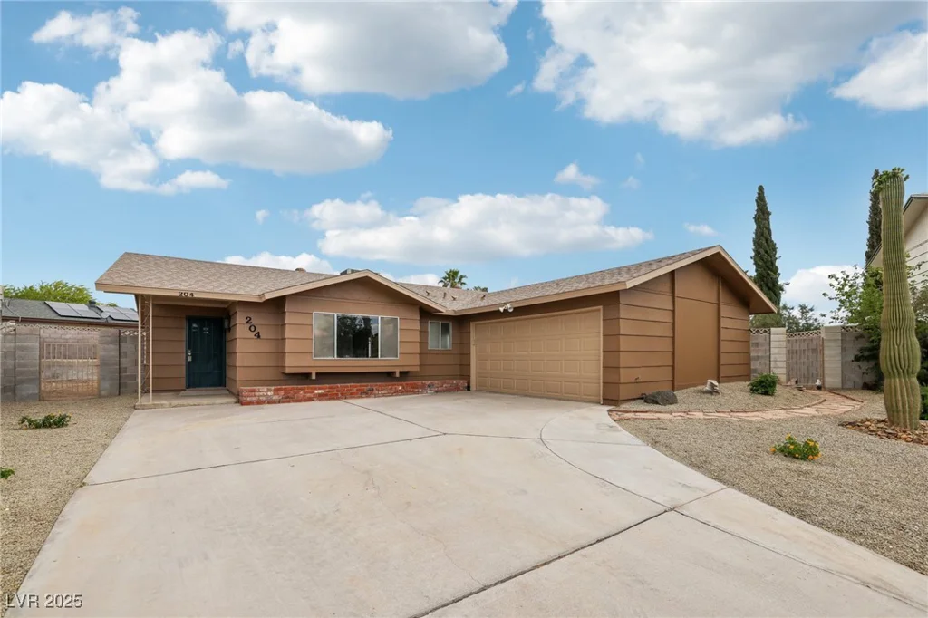 204 Breeze, Las Vegas, NV 89145