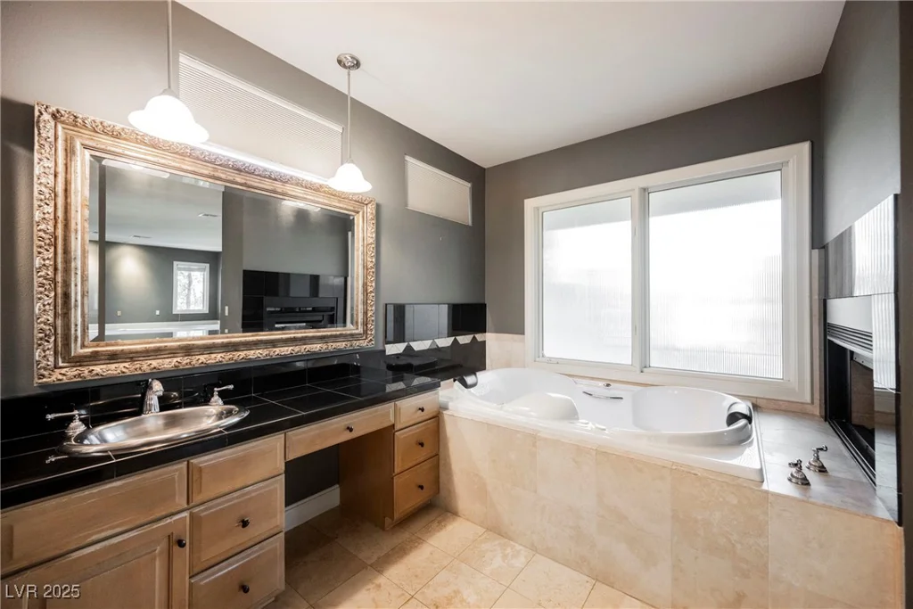 9000 Opus, Las Vegas, NV 89117