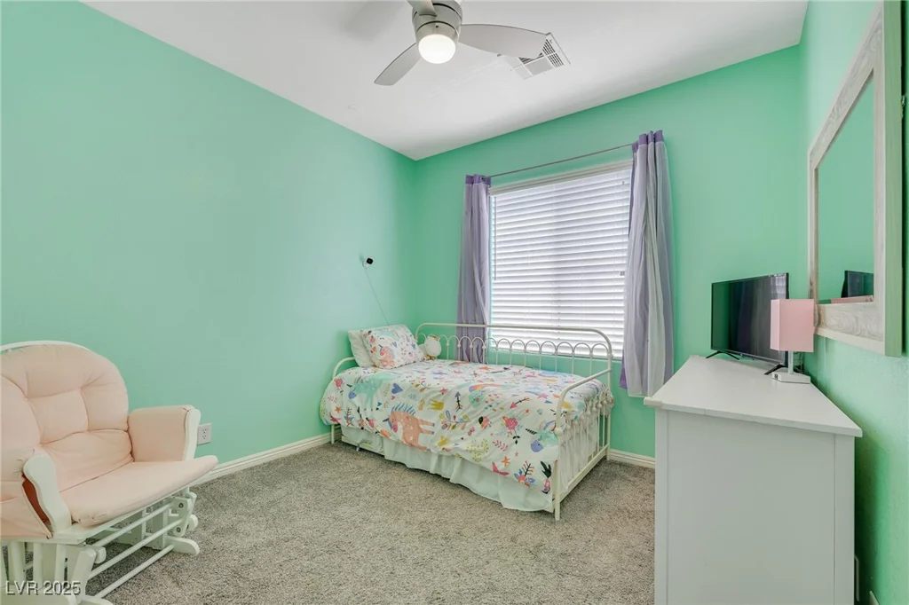 1316 Oak Village, Las Vegas, NV 89183