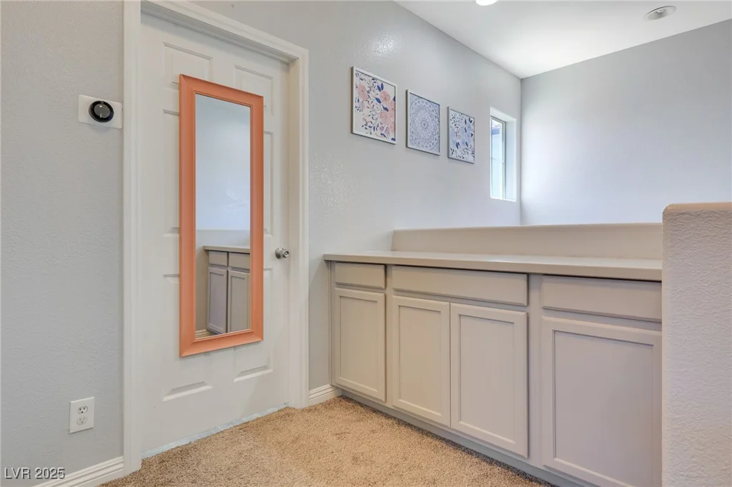 1316 Oak Village, Las Vegas, NV 89183