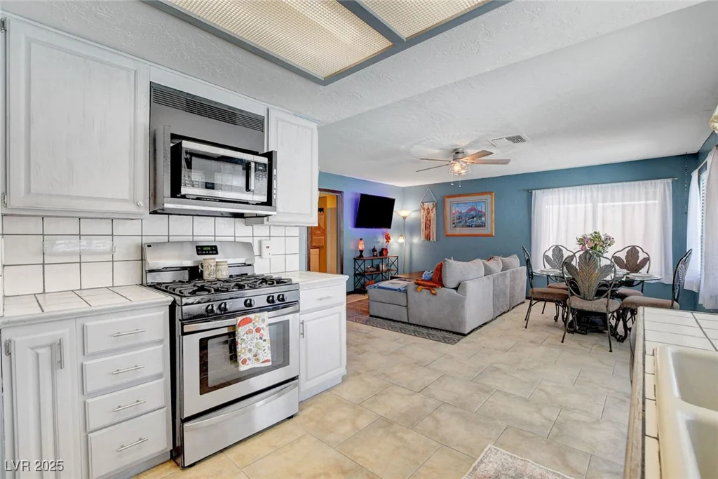 5019 Lancaster, Las Vegas, NV 89120