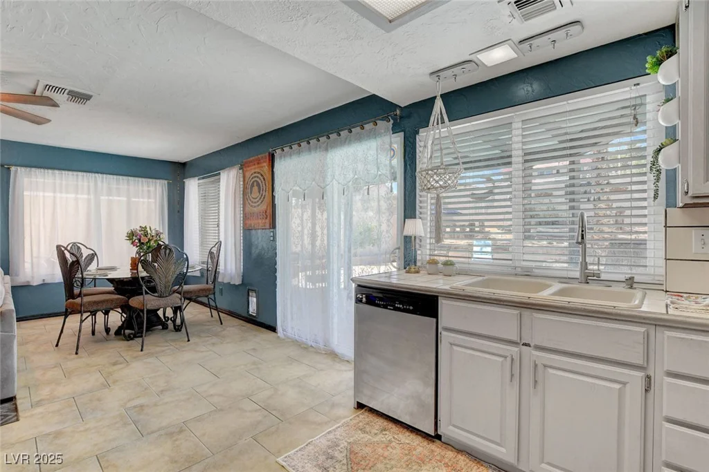 5019 Lancaster, Las Vegas, NV 89120