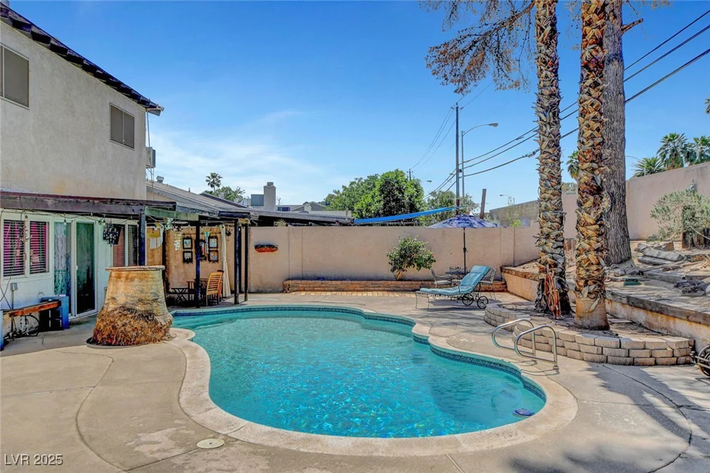 5019 Lancaster, Las Vegas, NV 89120