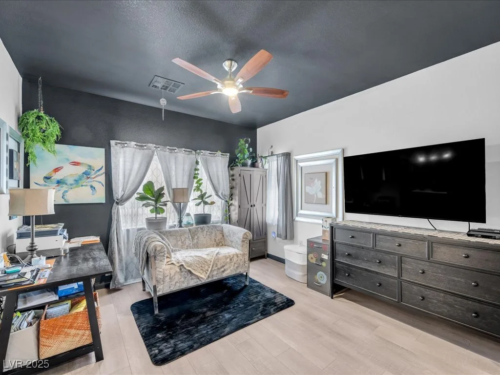 6324 Desert Leaf, North Las Vegas, NV 89081