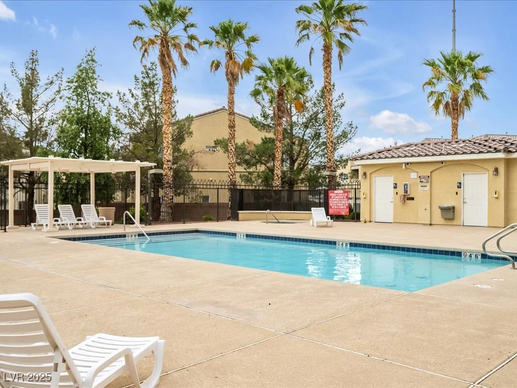 6324 Desert Leaf, North Las Vegas, NV 89081