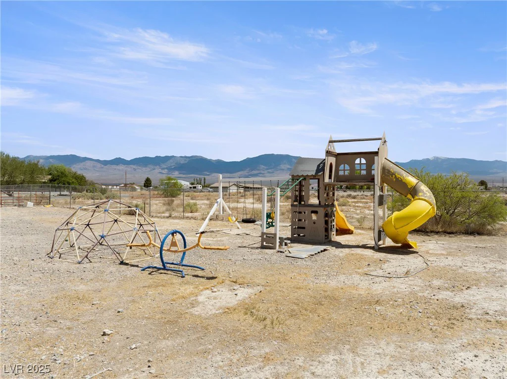 2571 David, Pahrump, NV 89060