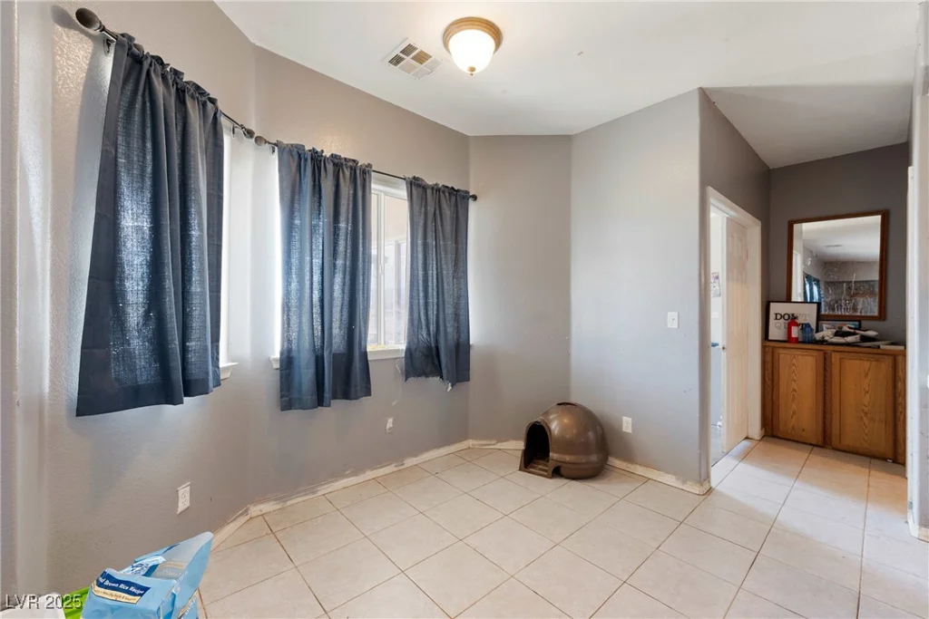 2571 David, Pahrump, NV 89060