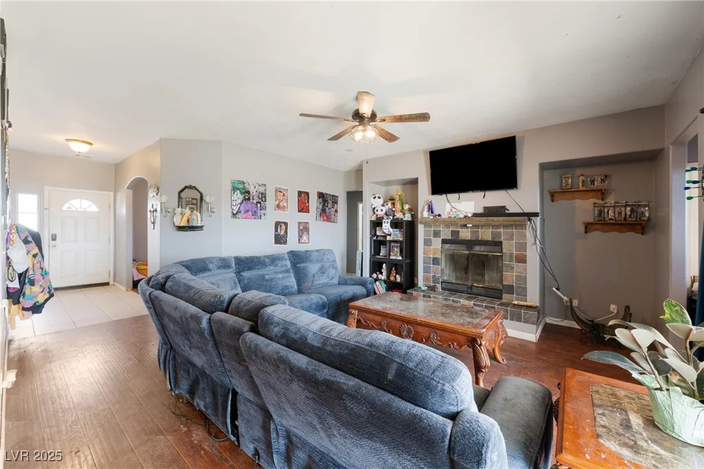 2571 David, Pahrump, NV 89060