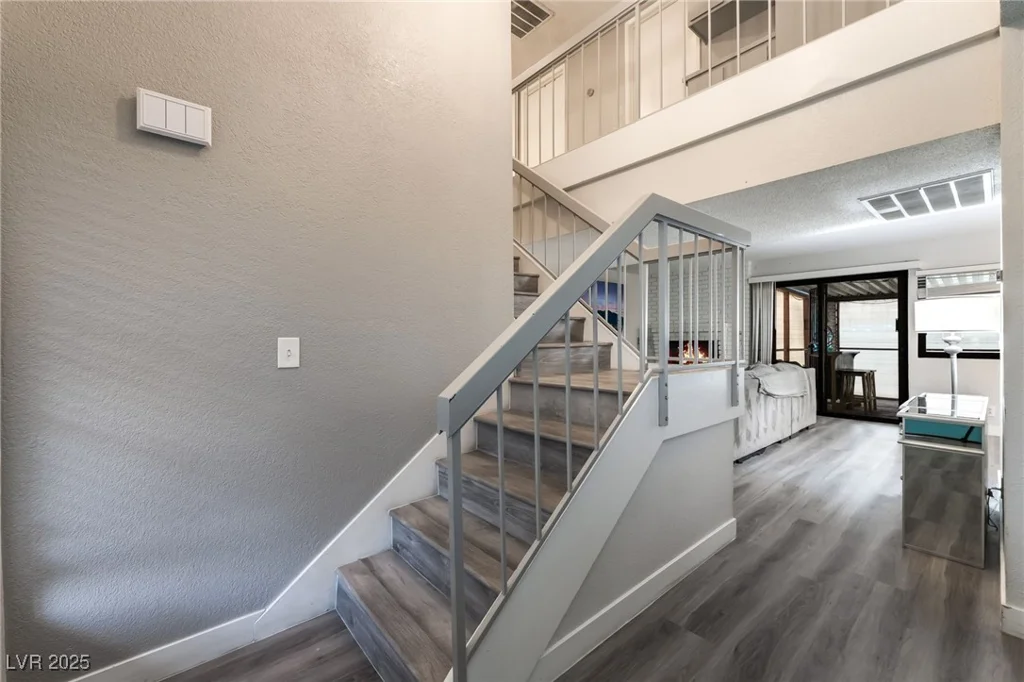 7018 Berkshire, Las Vegas, NV 89147