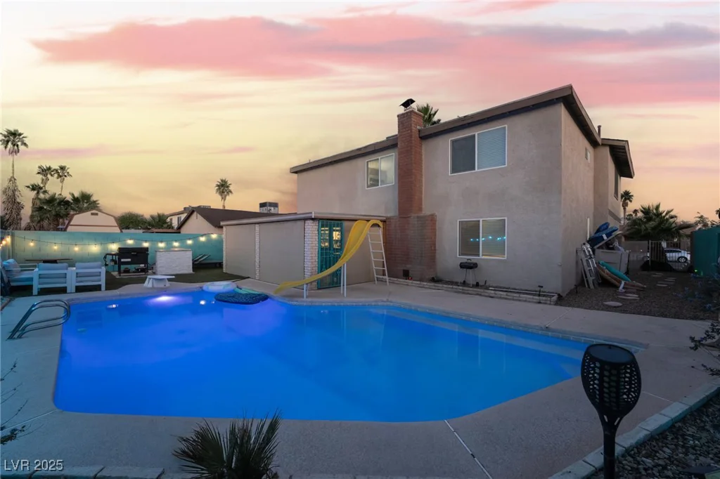 7018 Berkshire, Las Vegas, NV 89147