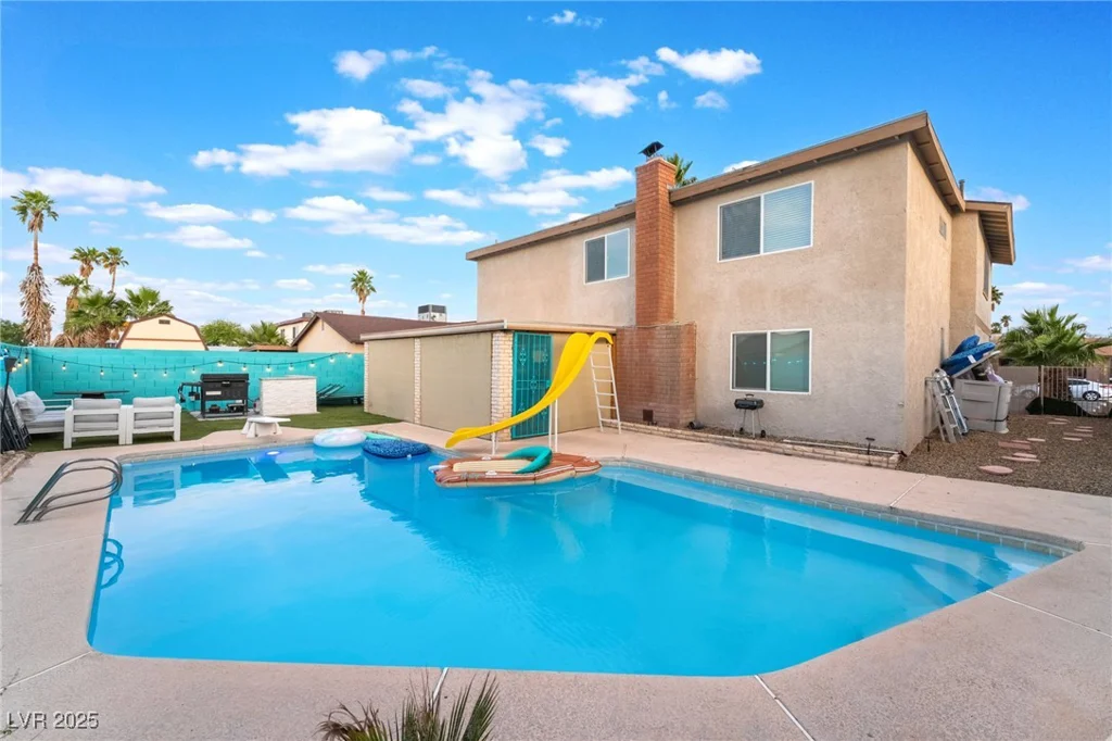 7018 Berkshire, Las Vegas, NV 89147