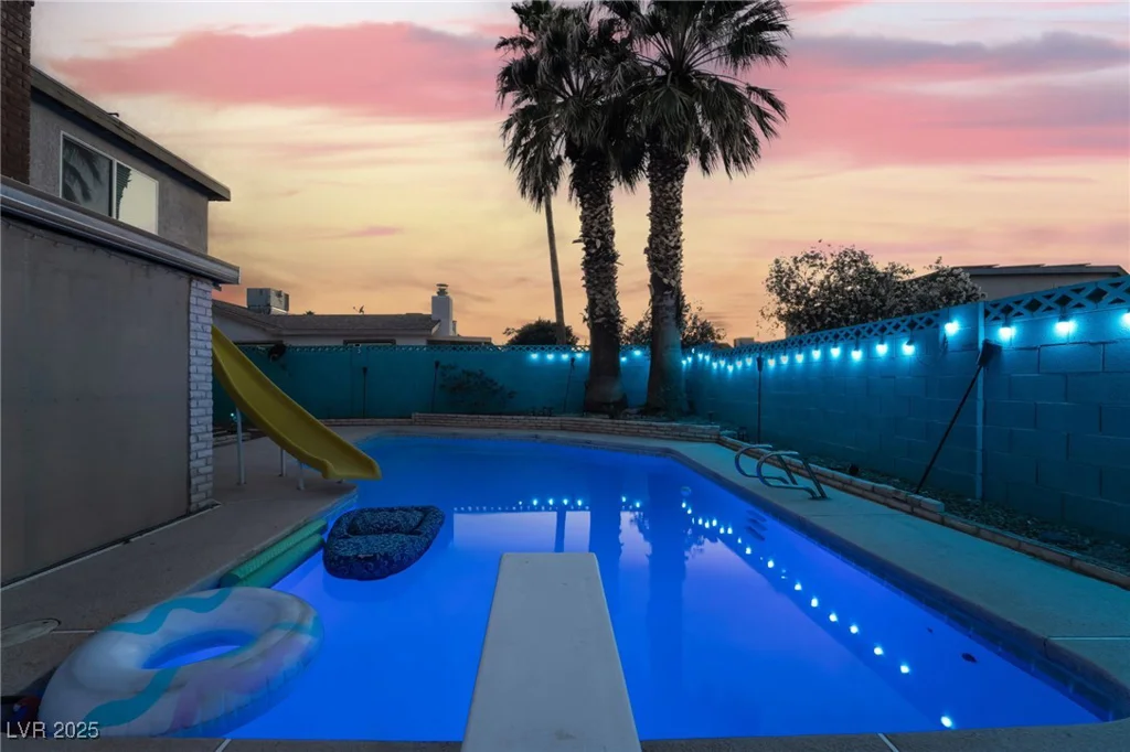 7018 Berkshire, Las Vegas, NV 89147