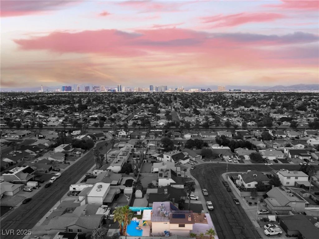 7018 Berkshire, Las Vegas, NV 89147